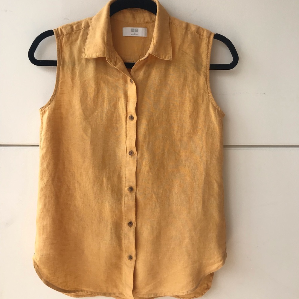 Uniqlo 100% Linen Golden Top